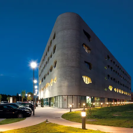 Appart'city Confort Millenaire